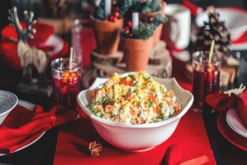 Классические новогодние блюда по-новому в ресторанах Киева