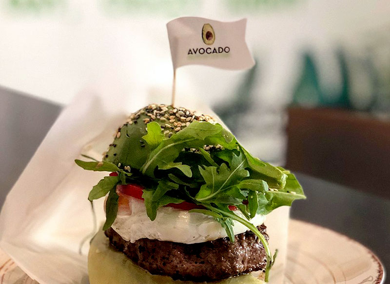 Healthy day, crazy night — кафе Avocado на Липках в Киеве
