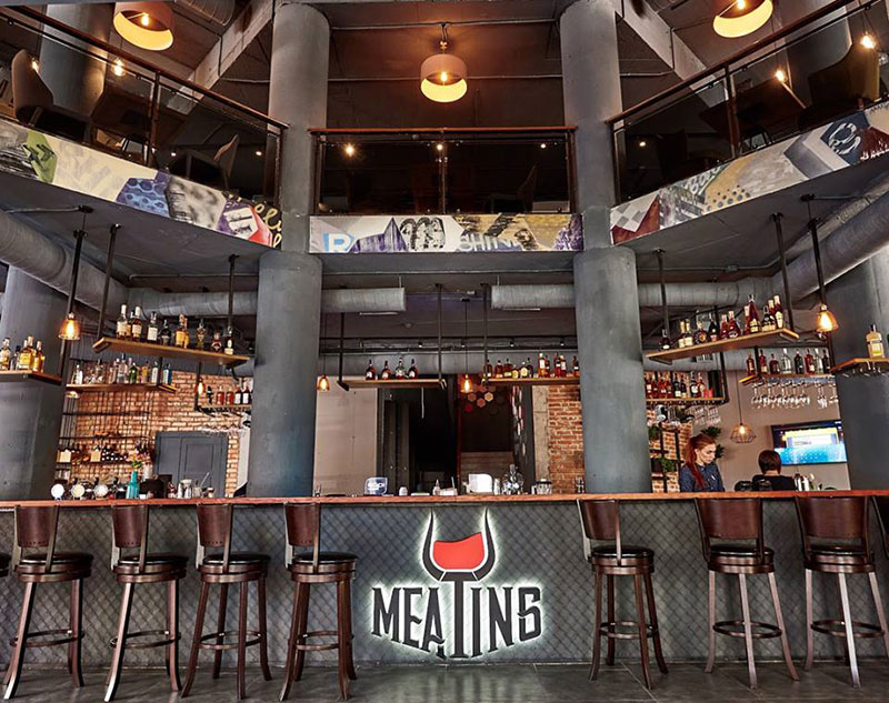 Стейк-хаус Meating Lounge: вкусная история о мясе и вине